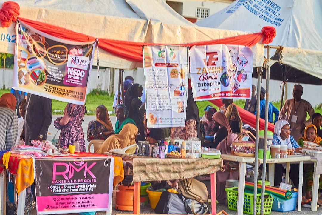 Young entrepreneurs at registration